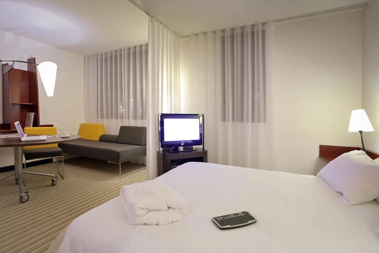 Novotel Suites Lille Europe Hotel