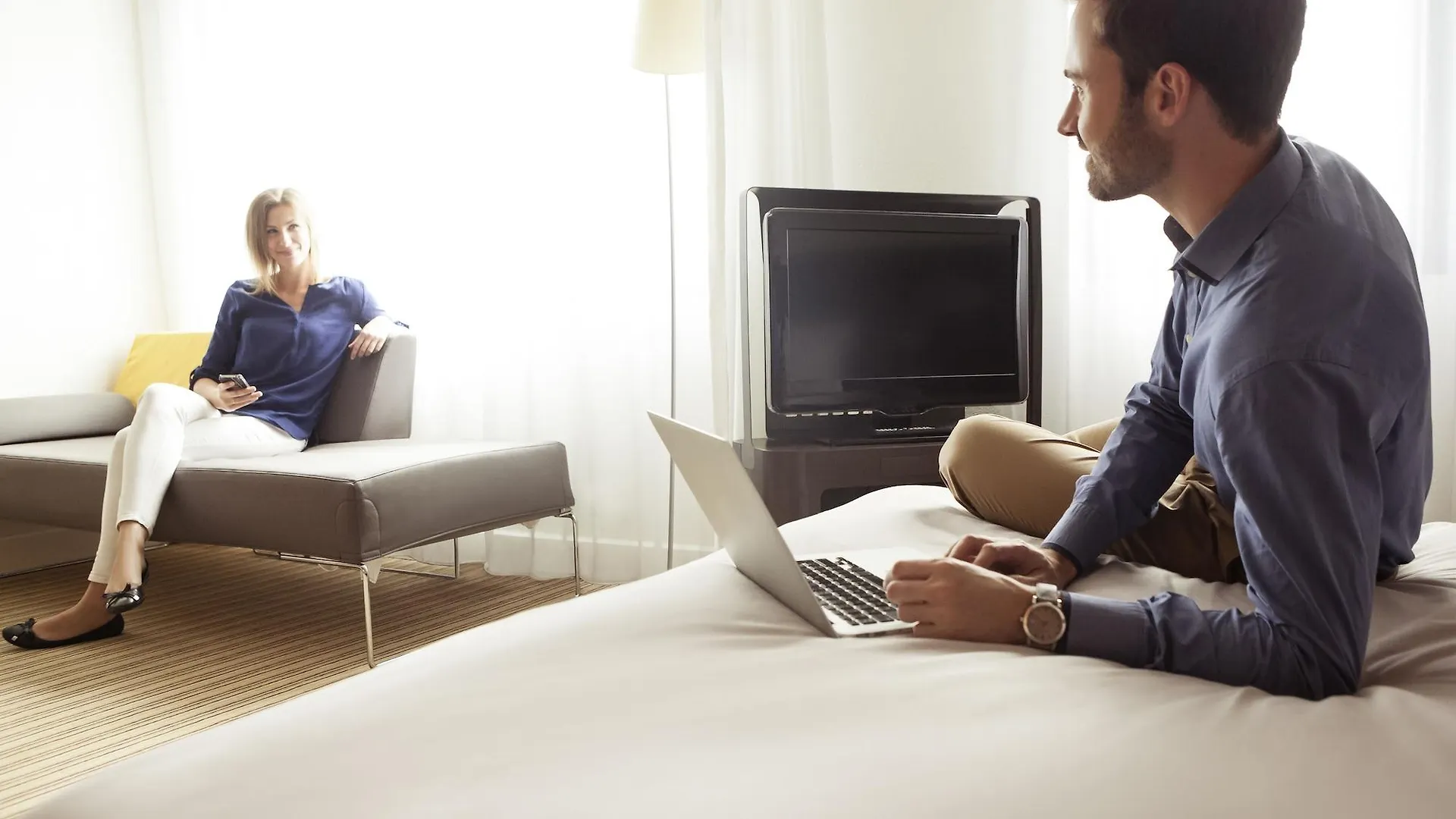 Novotel Suites Lille Europe 4*,  France